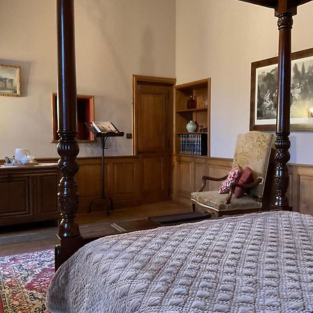 Bed and Breakfast Le Logis D'Équilly Exterior foto