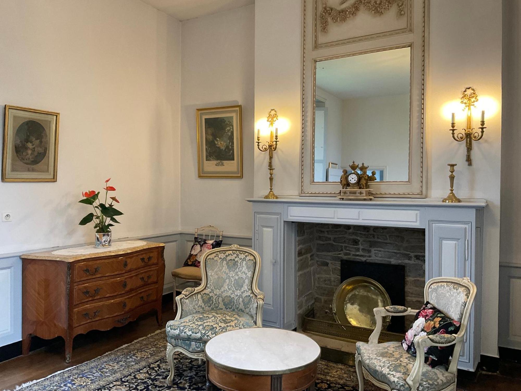 Bed and Breakfast Le Logis D'Équilly Exterior foto